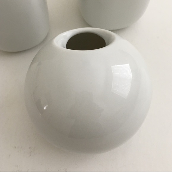 Vintage The Toscany Collection Japan 3 Porcelain Bud Vases Modern 7, 5 and 3 in - Picture 4 of 10